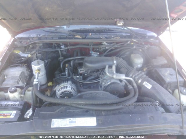 1GNDT13W92K166403 - 2002 CHEVROLET BLAZER RED photo 10