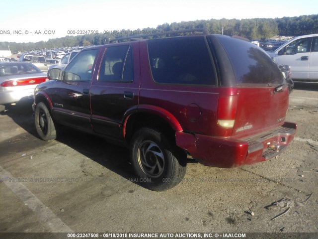 1GNDT13W92K166403 - 2002 CHEVROLET BLAZER RED photo 3