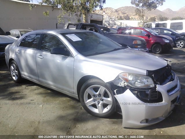 1G1ZB5E13BF309549 - 2011 CHEVROLET MALIBU LS Gümüş foto 1