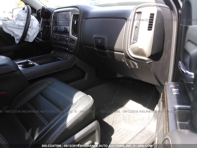 3GTU2PEJ0JG129567 - 2018 GMC SIERRA K1500 DENALI BLACK photo 5