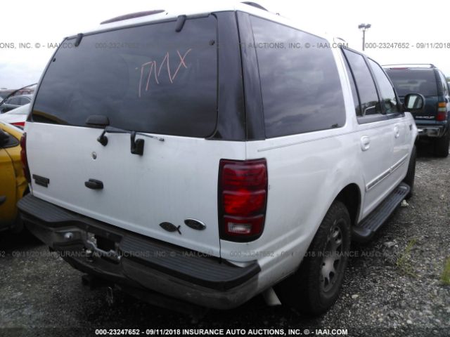 1FMRU15L2YLA09941 - 2000 FORD EXPEDITION XLT WHITE photo 4