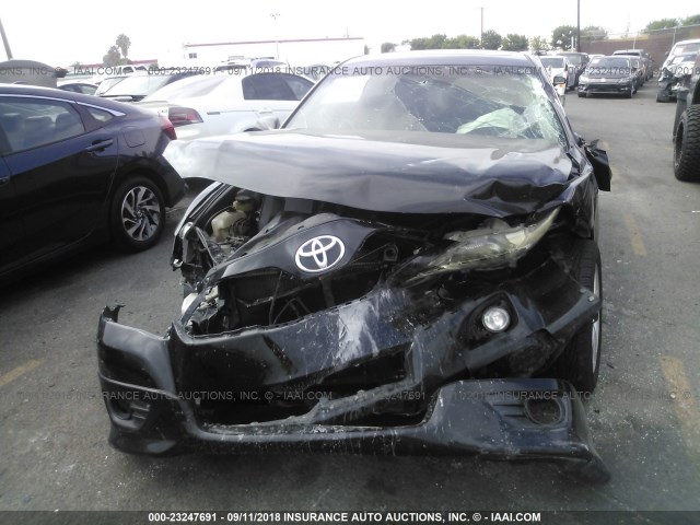 4T1BF3EK9AU071660 - 2010 TOYOTA CAMRY SE/LE/XLE შავი ფოტო 6