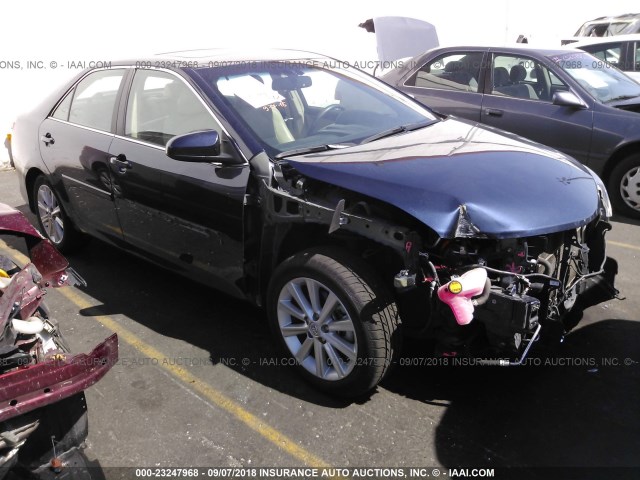 4T1BD1FK6EU115869 - 2014 TOYOTA CAMRY HYBRID/LE/XLE 深蓝色 照片 1