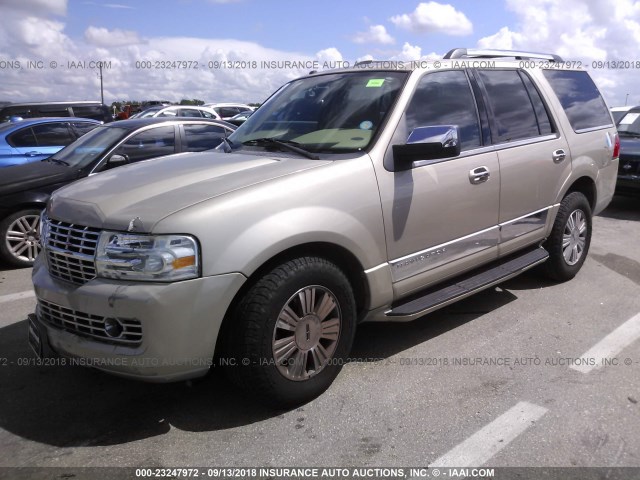 5LMFU27528LJ05847 - 2008 LINCOLN NAVIGATOR Gold Foto 2
