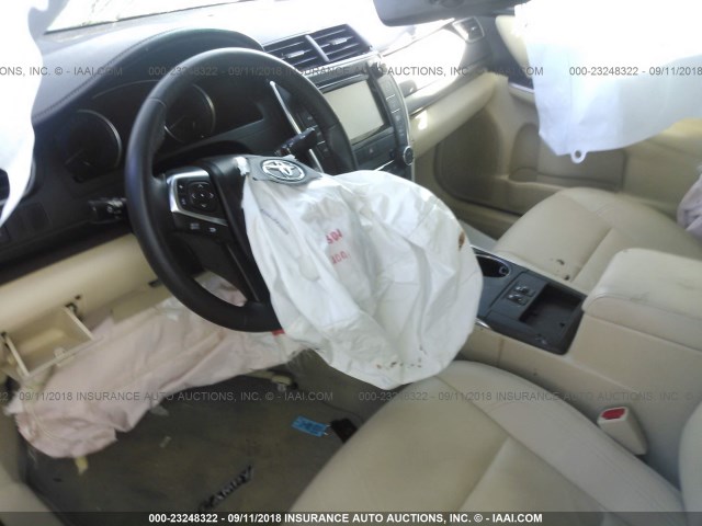 4T1BF1FK4FU890926 - 2015 TOYOTA CAMRY LE/XLE/SE/XSE BLUE photo 5