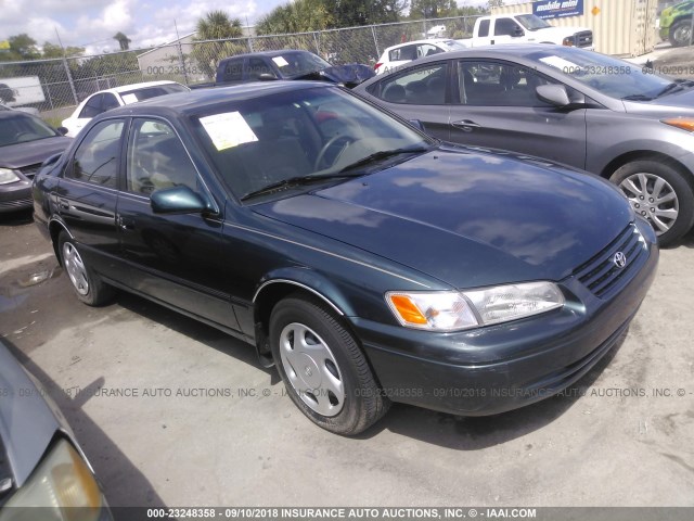 JT2BF22K8V0081671 - 1997 TOYOTA CAMRY LE/XLE GREEN photo 1