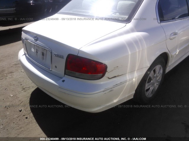 KMHWF25S44A052421 - 2004 HYUNDAI SONATA GL WHITE photo 6