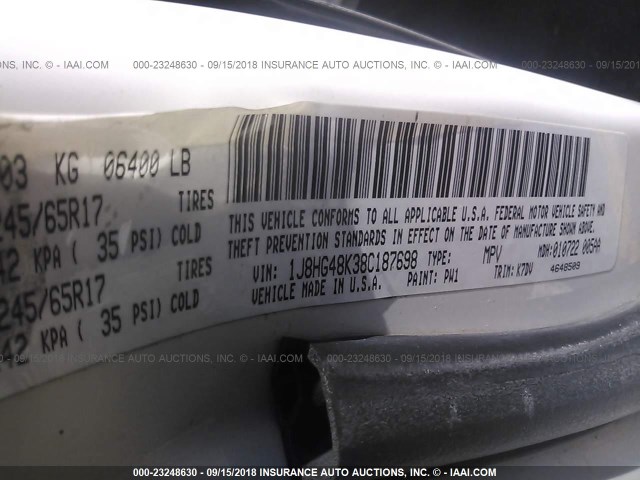 1J8HG48K38C187698 - 2008 JEEP COMMANDER SPORT თეთრი ფოტო 9