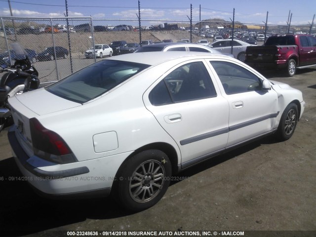 YV1RS61T832260565 - 2003 VOLVO S60 WHITE photo 4