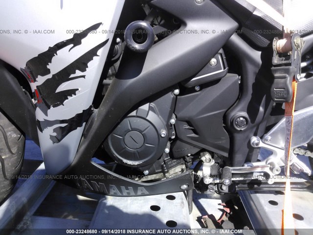 MH3RH06YXGK012573 - 2016 YAMAHA YZFR3 BLACK photo 9