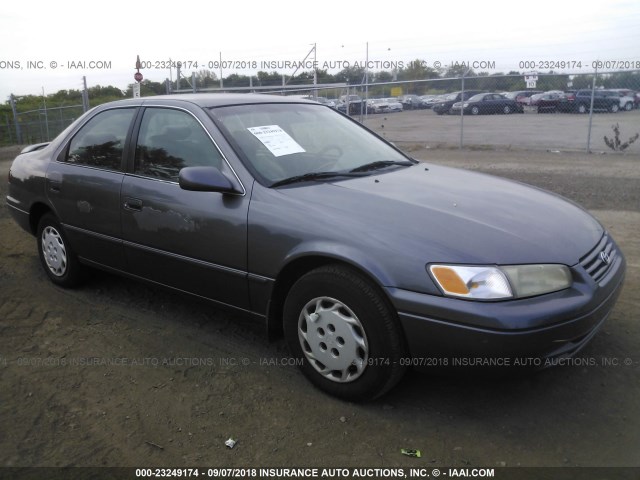 4T1BG22K6VU161804 - 1997 TOYOTA CAMRY CE/LE/XLE 灰色 照片 1