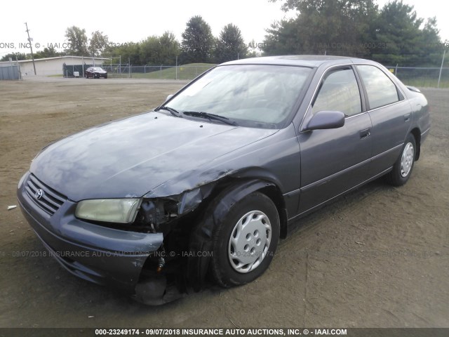 4T1BG22K6VU161804 - 1997 TOYOTA CAMRY CE/LE/XLE 灰色 照片 2
