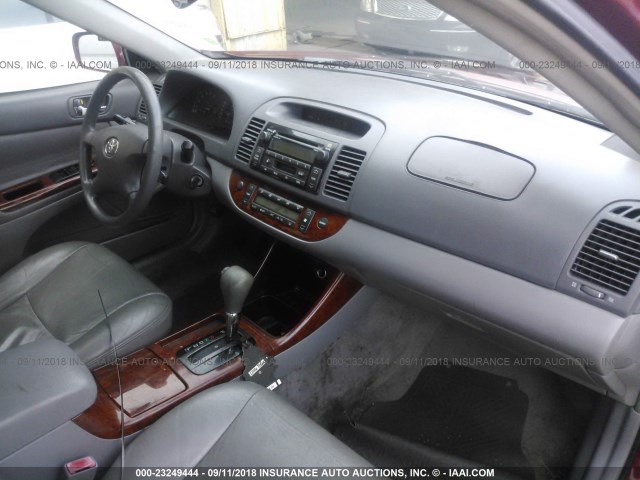 4T1BE30K02U101477 - 2002 TOYOTA CAMRY LE/XLE/SE Qırmızı foto 5
