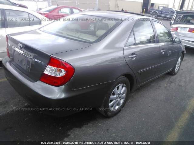 JTDBE32K540259633 - 2004 TOYOTA CAMRY LE/XLE 灰色 照片 4