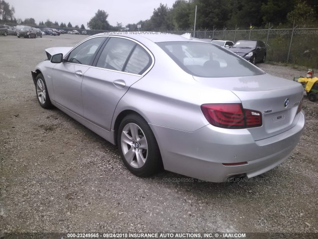 WBAXH5C55DD114597 - 2013 BMW 528 XI SILVER photo 3