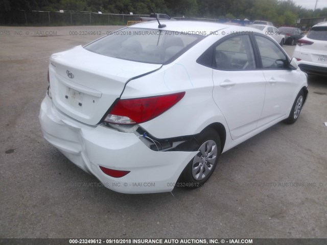 KMHCT4AE1HU308929 - 2017 HYUNDAI ACCENT SE WHITE photo 4