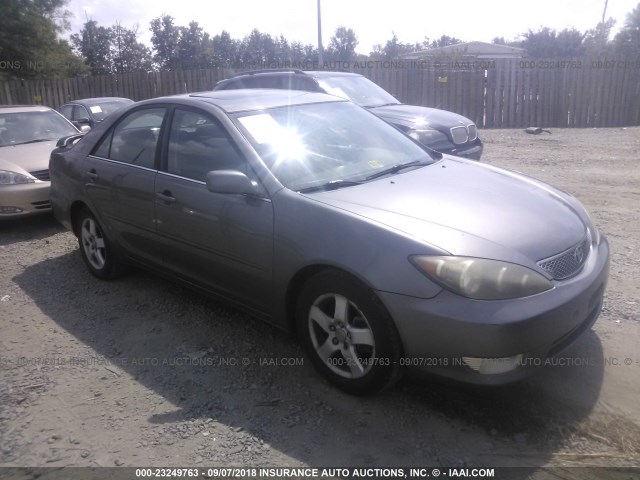 4T1BE32K55U535086 - 2005 TOYOTA CAMRY LE/XLE/SE 灰色 照片 1