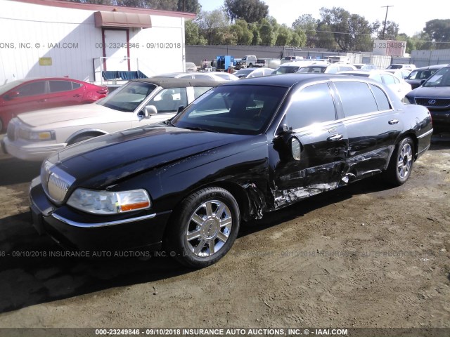 1LNHM84W07Y622495 - 2007 LINCOLN TOWN CAR EXECUTIVE L BLACK photo 2