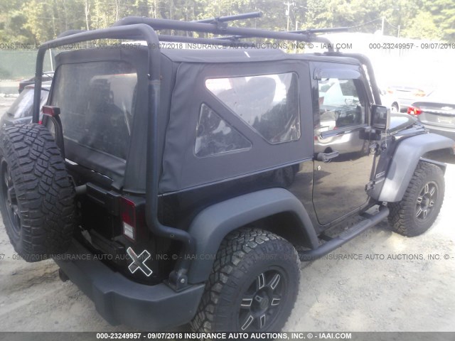 1C4AJWAG1CL210397 - 2012 JEEP WRANGLER SPORT 黑色 照片 4