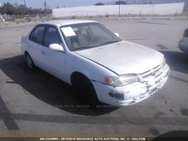 1NXBR12EXYZ319810 - 2000 TOYOTA COROLLA VE/CE/LE WHITE photo 1