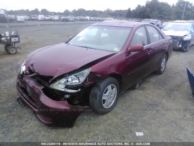4T1BF30K22U034300 - 2002 TOYOTA CAMRY LE/XLE/SE 红色 照片 2