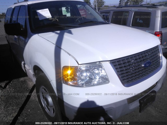 1FMRU15W23LC49655 - 2003 FORD EXPEDITION XLT WHITE photo 1