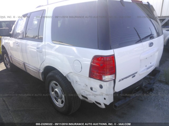 1FMRU15W23LC49655 - 2003 FORD EXPEDITION XLT WHITE photo 3