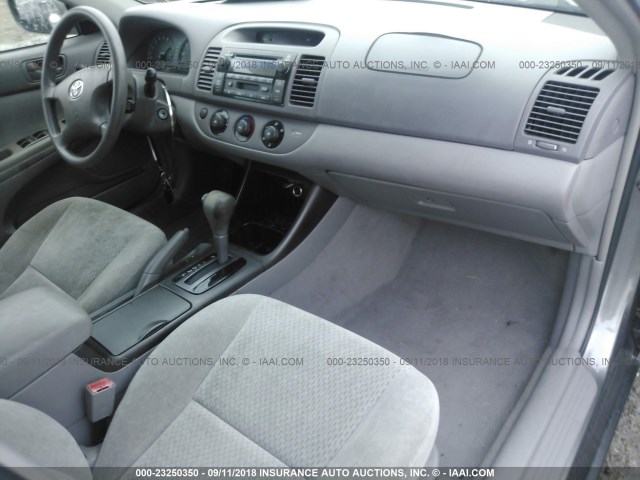 4T1BF32KX2U526814 - 2002 TOYOTA CAMRY LE/XLE/SE Boz foto 5