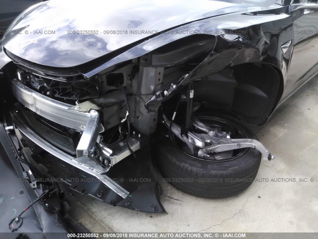 5YJ3E1EA1JF031380 - 2018 TESLA MODEL 3 შავი ფოტო 6