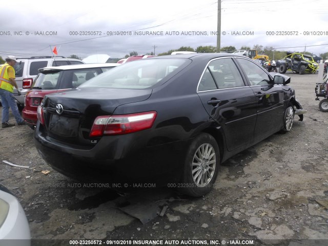 4T1BK46K97U521462 - 2007 TOYOTA CAMRY NEW GENERAT LE/XLE/SE BLACK photo 4