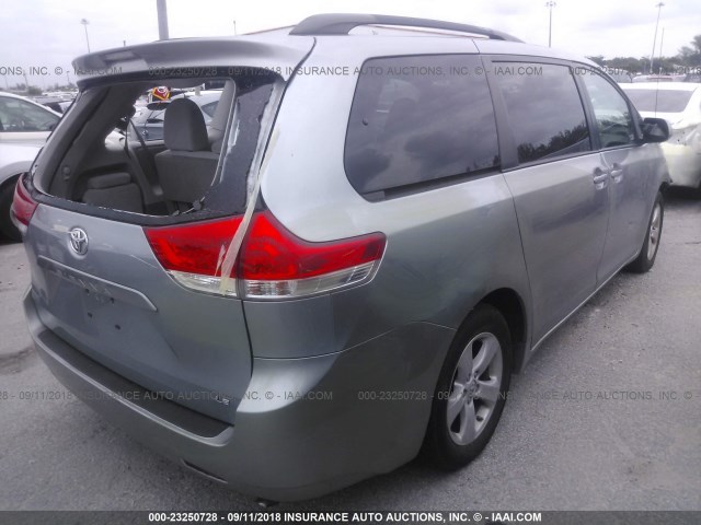 5TDKK3DC6DS340930 - 2013 TOYOTA SIENNA LE GRAY photo 4