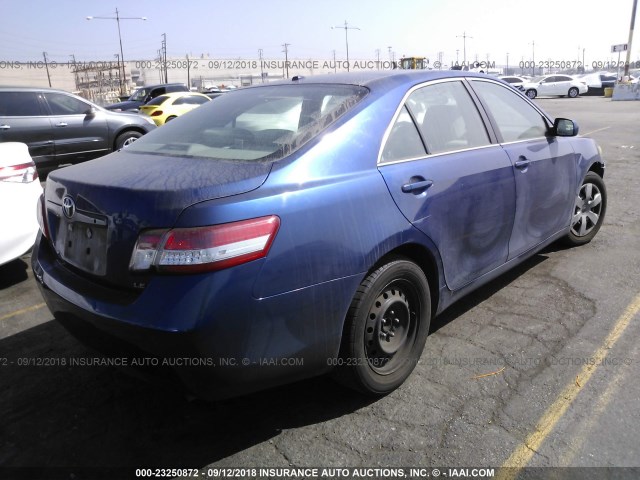4T1BF3EK4AU543635 - 2010 TOYOTA CAMRY SE/LE/XLE BLUE photo 4