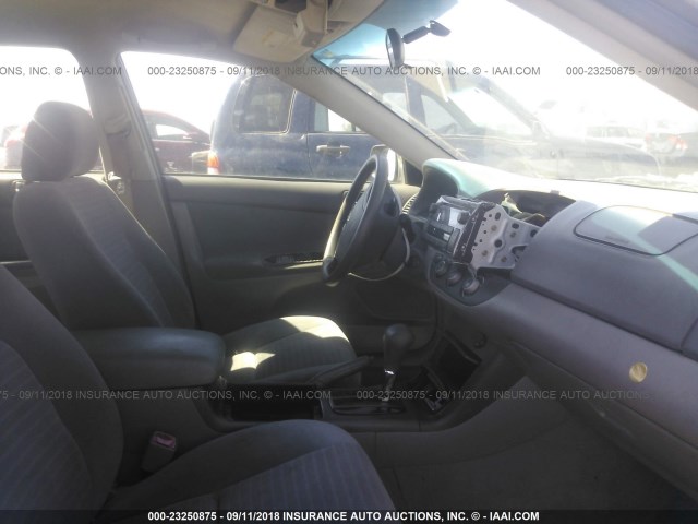 4T1BE32K95U995061 - 2005 TOYOTA CAMRY LE/XLE/SE Boz foto 5