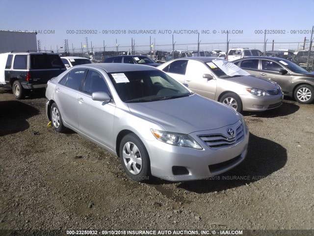 4T4BF3EK8AR065807 - 2010 TOYOTA CAMRY SE/LE/XLE SILVER photo 1
