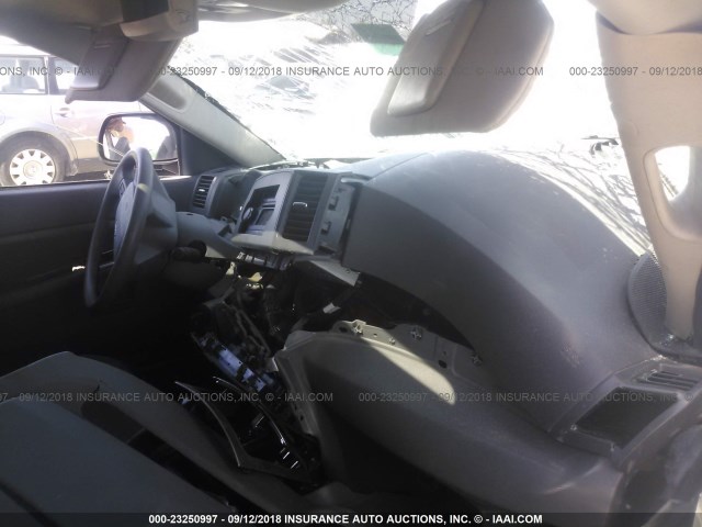 1J4GR48K76C259281 - 2006 JEEP GRAND CHEROKEE LAREDO/COLUMBIA/FREEDOM 银色 照片 5