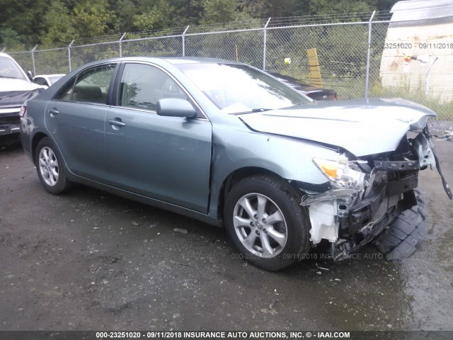 4T1BF3EK9BU637995 - 2011 TOYOTA CAMRY SE/LE/XLE ტალღისფერი ფოტო 1