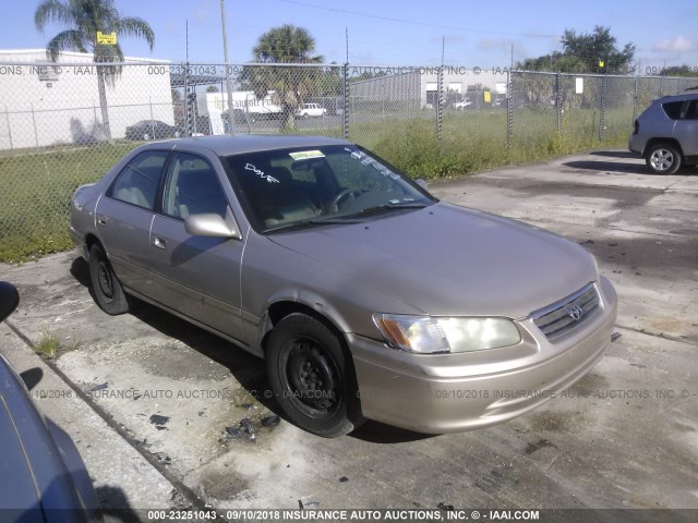 4T1BG22K71U080711 - 2001 TOYOTA CAMRY CE/LE/XLE 棕色 照片 1