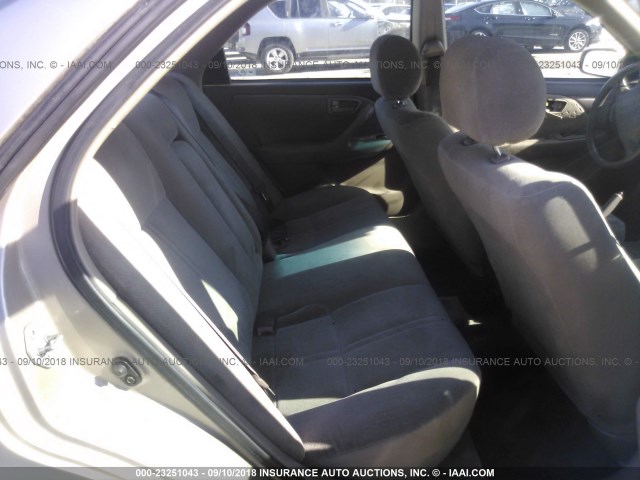 4T1BG22K71U080711 - 2001 TOYOTA CAMRY CE/LE/XLE 棕色 照片 8