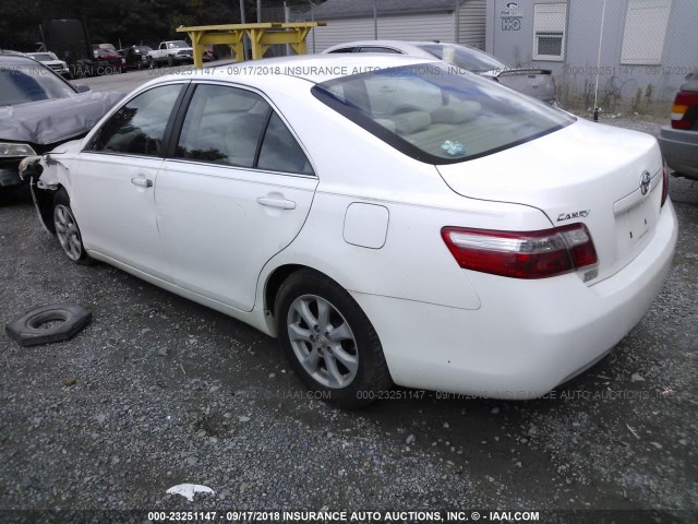 4T1BE46K48U740497 - 2008 TOYOTA CAMRY CE/LE/XLE/SE WHITE photo 3