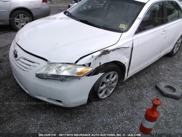 4T1BE46K48U740497 - 2008 TOYOTA CAMRY CE/LE/XLE/SE WHITE photo 6