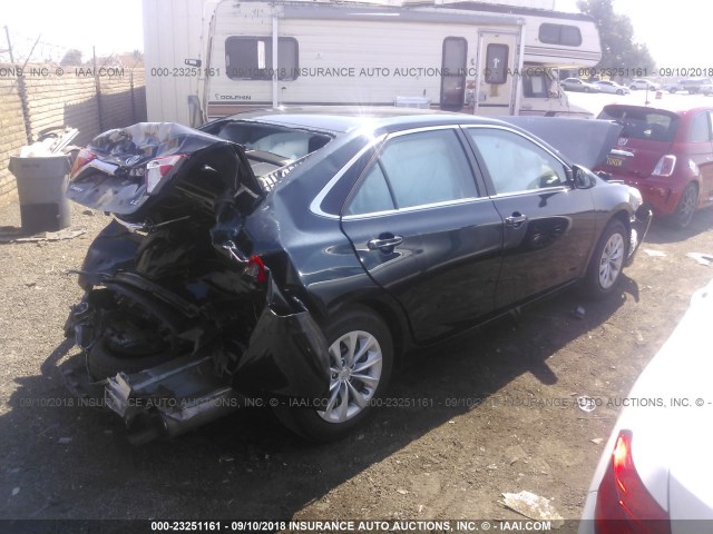 4T4BF1FK5GR543015 - 2016 TOYOTA CAMRY LE/XLE/SE/XSE 青绿色 照片 4