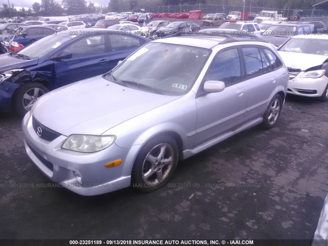 JM1BJ245921457278 - 2002 MAZDA PROTEGE PR5 SILVER photo 2