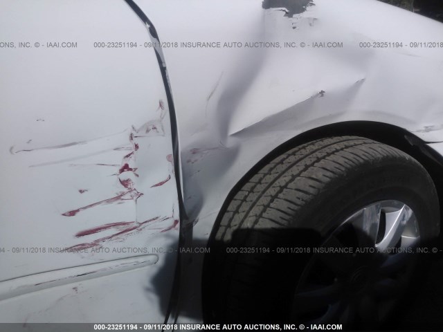 4T1BE32K25U560463 - 2005 TOYOTA CAMRY LE/XLE/SE Ақ фото 6