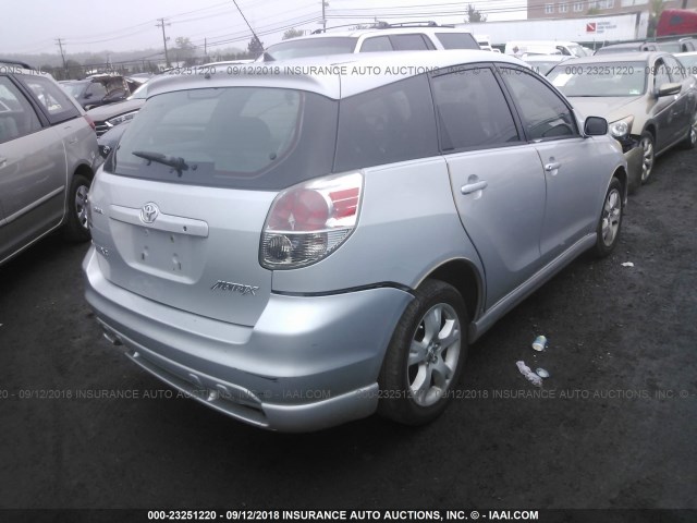 2T1KR32E95C337174 - 2005 TOYOTA COROLLA MATRIX XR SILVER photo 4