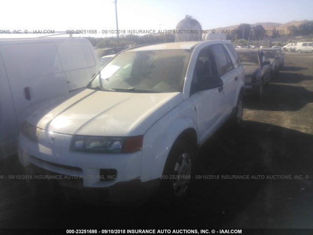 5GZCZ33D24S828126 - 2004 SATURN VUE WHITE photo 2