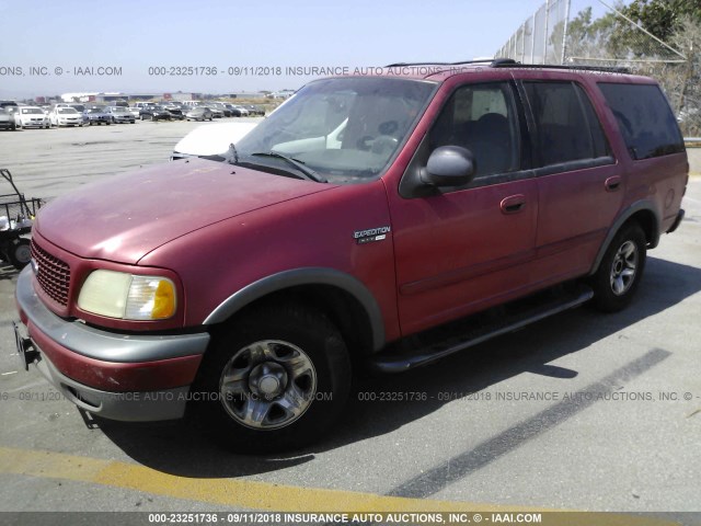 1FMRU1568YLC28221 - 2000 FORD EXPEDITION XLT RED photo 2
