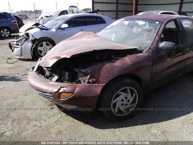 1G1JF5249W7144526 - 1998 CHEVROLET CAVALIER LS RED photo 6