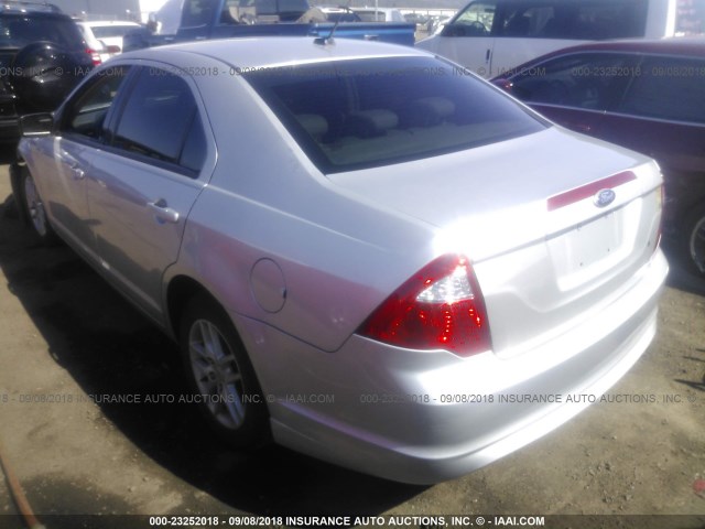 3FAHP0GAXAR403133 - 2010 FORD FUSION S SILVER photo 3