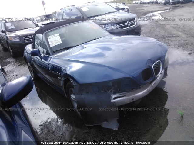 WBACH9343YLF88432 - 2000 BMW Z3 2.3 BLUE photo 1