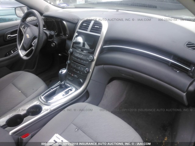 1G11B5SA1DF143553 - 2013 CHEVROLET MALIBU LS 灰色 照片 5